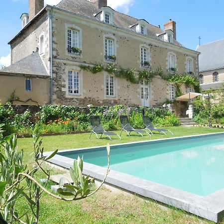 Le Presbytere Du Vigneau Ménil Exterior photo