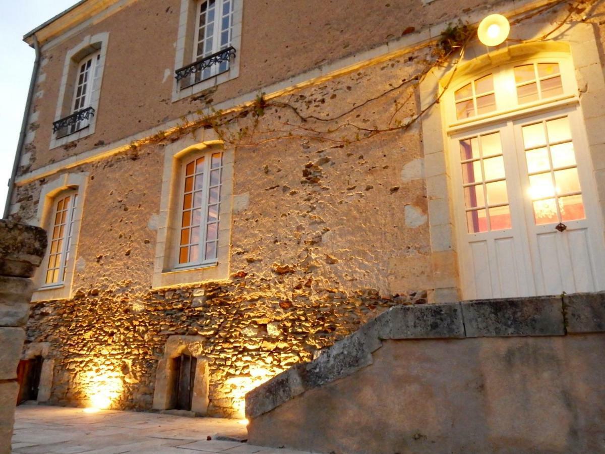 Le Presbytere Du Vigneau Ménil Exterior photo